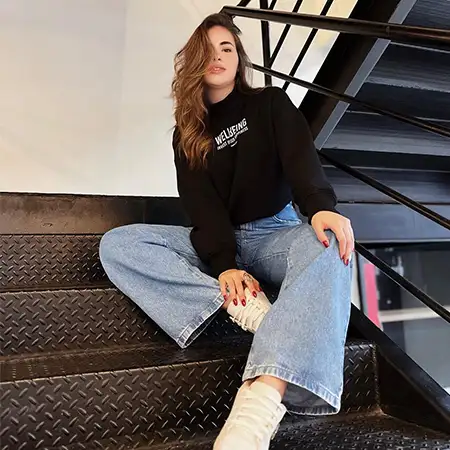 16 looks com moletom feminino para todas as ocasiões
