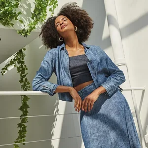 12 modelos de saia midi para apostar agora e usar todos os dias