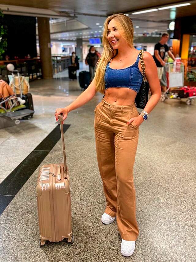 Look com calça bege: o curinga chic