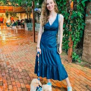 Vestido com tênis