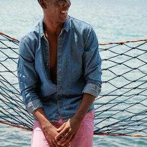 Como compor um look de praia masculino