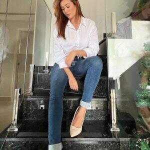 Dicas infalíveis para usar looks com calça jeans e salto