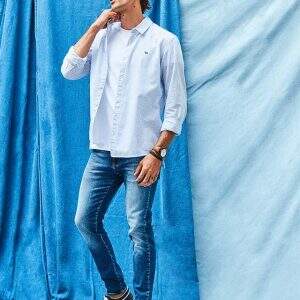 Como usar camisa social com calça jeans masculina