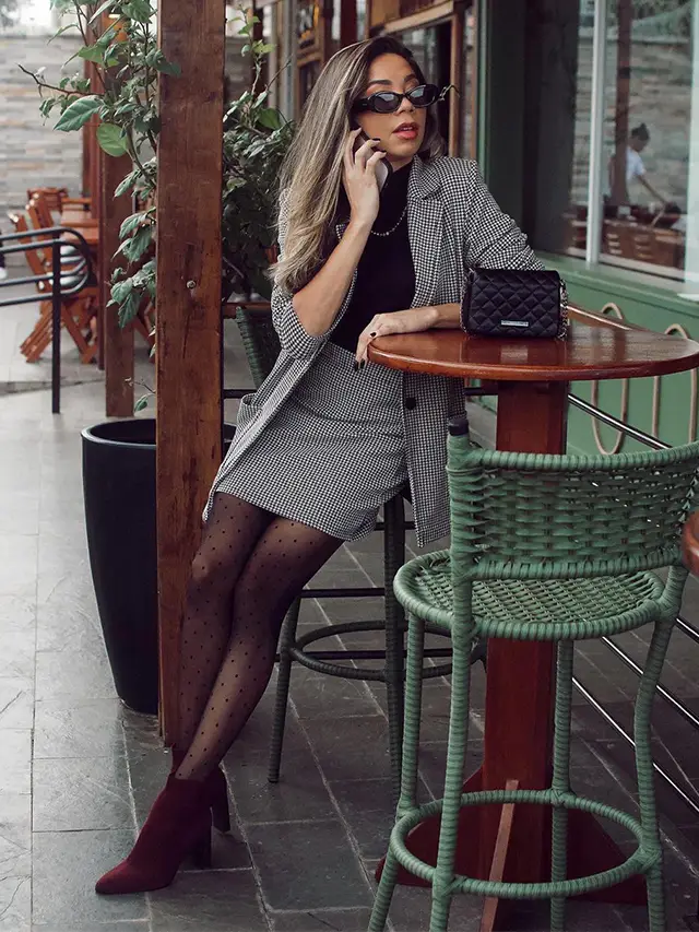Saia com meia-calça: 14 inspirações para apostar já