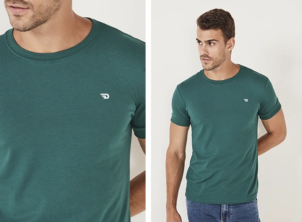 Look masculino com camiseta verde em algodão peruano e calça jeans