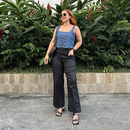 Looks com calça resinada: estilo autêntico e versátil
