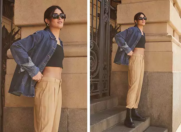 Look com calça alfaiataria bege e camisa jeans