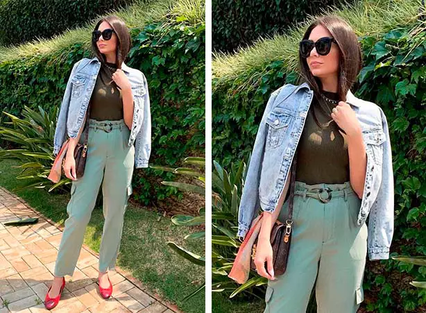 Look feminino com calça clochard e jaqueta jeans Look feminino com calça clochard e jaqueta jeans