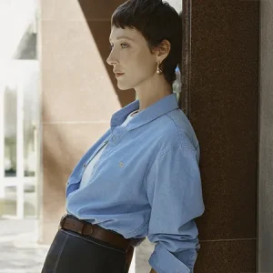 Blusas para trabalhar: 14 modelos para apostar no dia a dia
