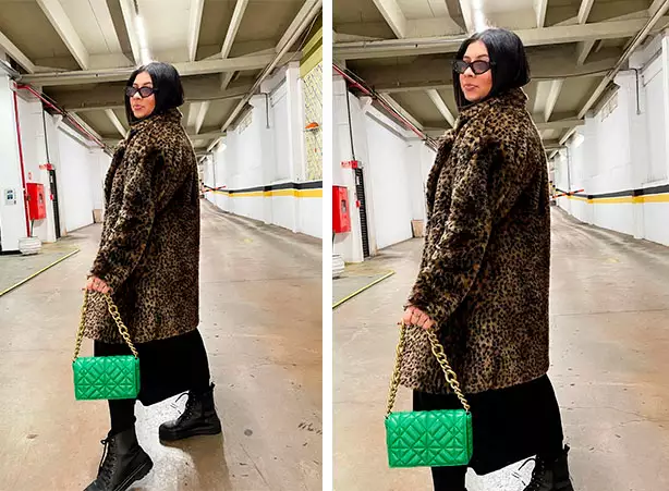 Duo de vestido com casaco peluciado em animal print Duo de vestido com casaco peluciado em animal print