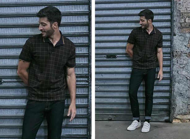 Combinação de camisa polo e calça jeans Combinação de camisa polo e calça jeans