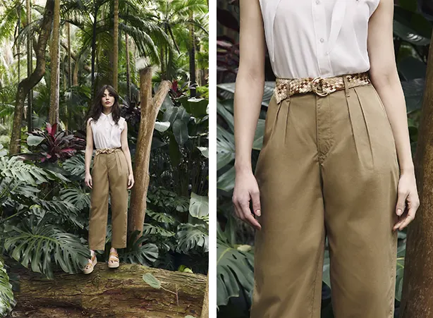Look com calça bege e camisa branca sem manga