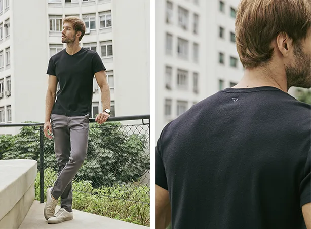 Outfit masculino com calça cinza e camiseta preta
