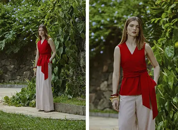 Look de natal com blusa transpassada com amarração e calça pantalona branca Look de natal com blusa transpassada com amarração e calça pantalona branca