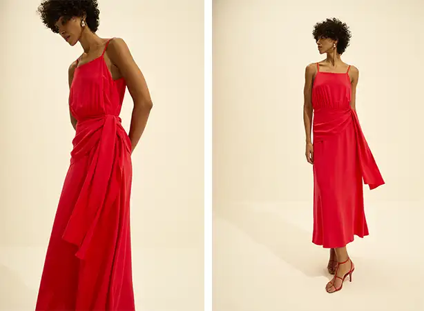 Look com vestido vermelho em tecido de viscose e com amarração lateral na altura da cintura Look com vestido vermelho em tecido de viscose e com amarração lateral na altura da cintura