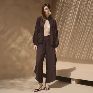 Look monocromático: como usar a tendência no seu dia a dia